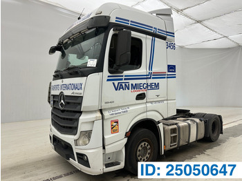 Vlačilec MERCEDES-BENZ Actros 1842