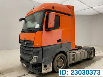 Vlačilec MERCEDES-BENZ Actros 1945