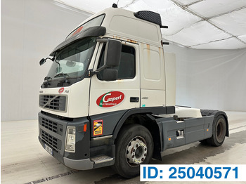 Vlačilec VOLVO FM 450