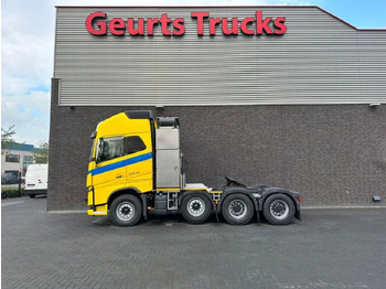 Vlačilec VOLVO FH16 750