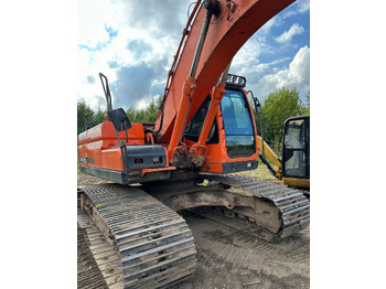 Bager goseničar DOOSAN DX225LC