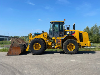 Kolesni nakladalec CATERPILLAR 966H