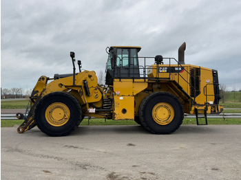 Kolesni nakladalec CATERPILLAR 988K