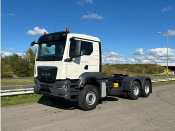 Vlačilec MAN TGS 33.400