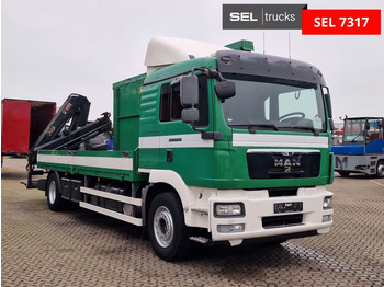 Tovornjak z dvigalom MAN TGM 18.340