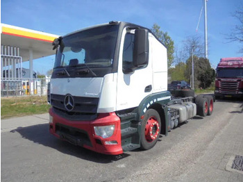 Tovornjak avtotransporter MERCEDES-BENZ Actros