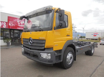 Tovornjak-šasija MERCEDES-BENZ Atego