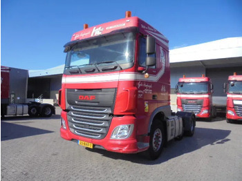 Vlačilec DAF XF 440