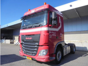 Vlačilec DAF XF 440