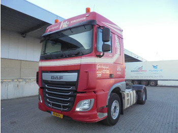 Vlačilec DAF XF 440
