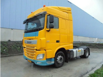 Vlačilec DAF XF 440
