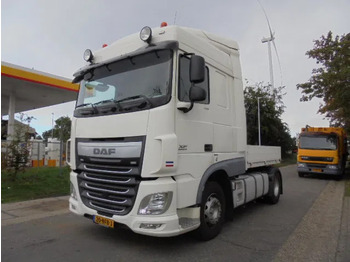 Vlačilec DAF XF 440