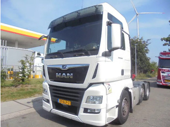 Vlačilec MAN TGX 26.500