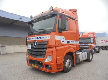 Vlačilec MERCEDES-BENZ Actros 1842