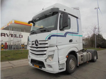 Vlačilec MERCEDES-BENZ Actros 1943