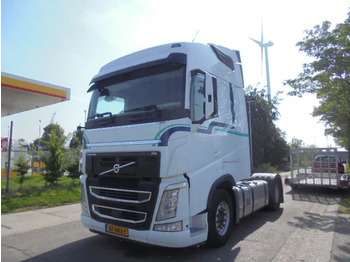 Vlačilec VOLVO FH 420