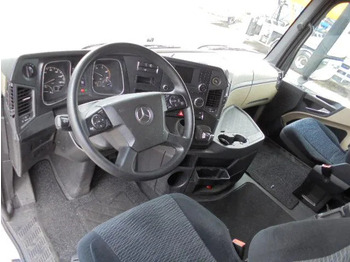 Vlačilec Mercedes-Benz Actros 1842 15x IN STOCK: slika 3 Vlačilec Mercedes-Benz Actros 1842 15x IN STOCK: slika 3