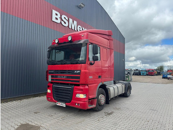 Vlačilec DAF XF 105 460