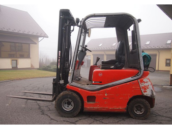 Plinski viličar TOYOTA