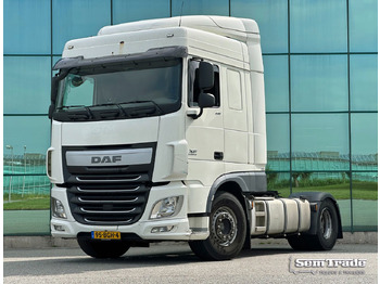 Vlačilec DAF XF 440