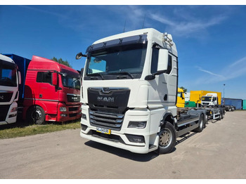 Tovornjak-šasija MAN TGX 26.510