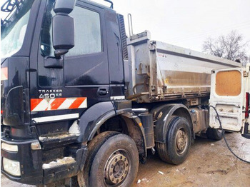 Tovornjak prekucnik IVECO Trakker