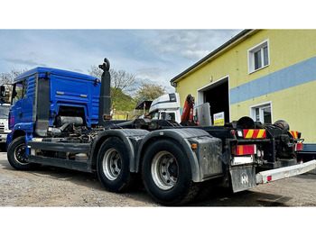 Kotalni prekucni tovornjak MAN TGA 26.460: slika 2