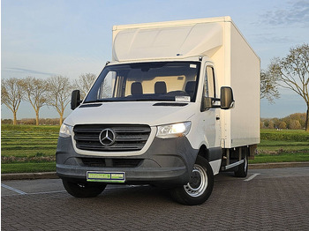 Dostavno vozilo z zabojnikom MERCEDES-BENZ Sprinter 316