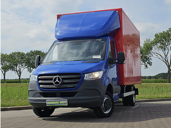Dostavno vozilo z zabojnikom MERCEDES-BENZ Sprinter 514