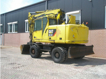 Bager na kolesih Caterpillar M318F: slika 2