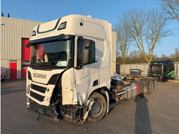 Kontejnerski tovornjak/ Tovornjak z zamenljivim tovoriščem SCANIA R 450