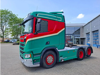 Vlačilec SCANIA R 580