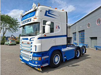 Vlačilec SCANIA R 560