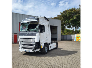 Vlačilec VOLVO FH