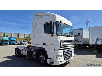 Vlačilec DAF XF 105 460
