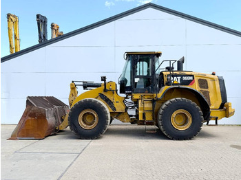 Kolesni nakladalec CATERPILLAR 966M