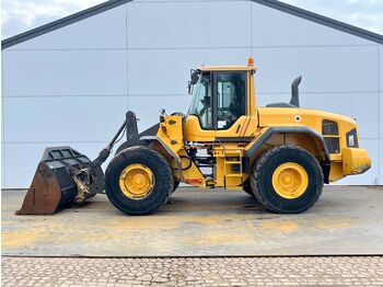 Kolesni nakladalec VOLVO L120G