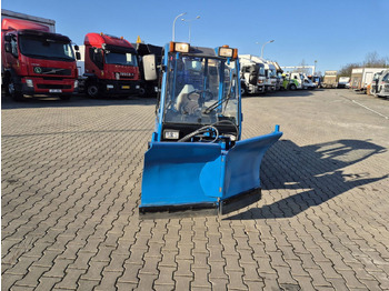 Mestni traktor Holder C245 4WD / Tool carrier / Snow plow / PTO Front AN D Rear / 4X4 /: slika 4