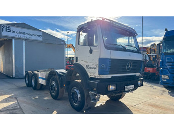 Tovornjak-šasija Mercedes-Benz SK 3234 8x4 chassis: slika 3