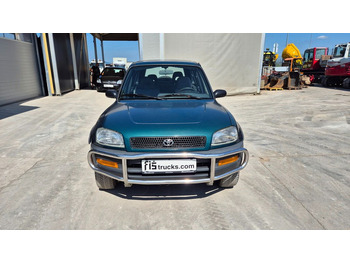 SUV Toyota RAV4 2.0 - Petrol - Automatic - AC: slika 3