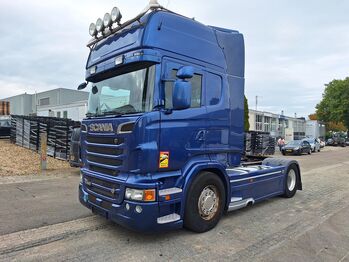 Vlačilec SCANIA R 560