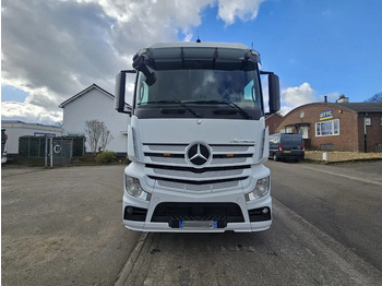 Vlačilec Mercedes-Benz Actros 1845 Actros 1845: slika 2