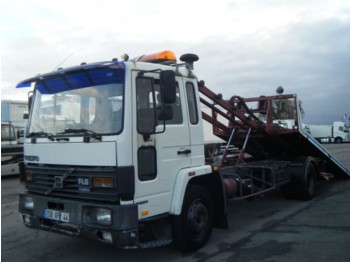 Tovornjak avtotransporter Volvo FL6 4x2: slika 1