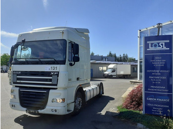 Vlačilec DAF XF 105 460