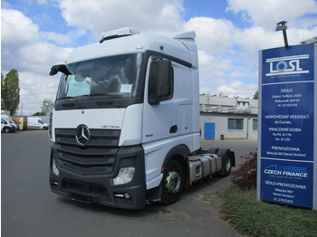 Vlačilec MERCEDES-BENZ Actros 1845