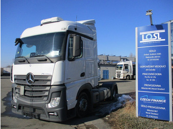 Vlačilec MERCEDES-BENZ Actros 1845