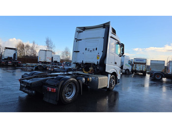 Mercedes-Benz Actros 1845 lizing Mercedes-Benz Actros 1845: slika 4 Mercedes-Benz Actros 1845 lizing Mercedes-Benz Actros 1845: slika 4