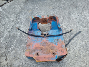 Sprednja os Ford New Holland Tw20, Tw10, Tw30 Front Axle Support D4nn3a042c: slika 2