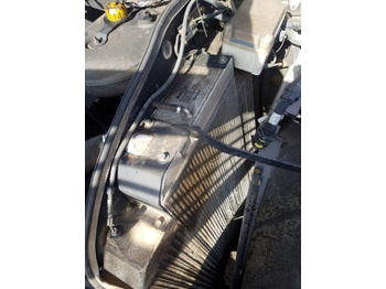 Hladilnik motorja MANITOU MLT 735