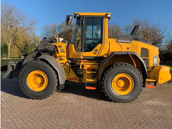 Kolesni nakladalec VOLVO L90H